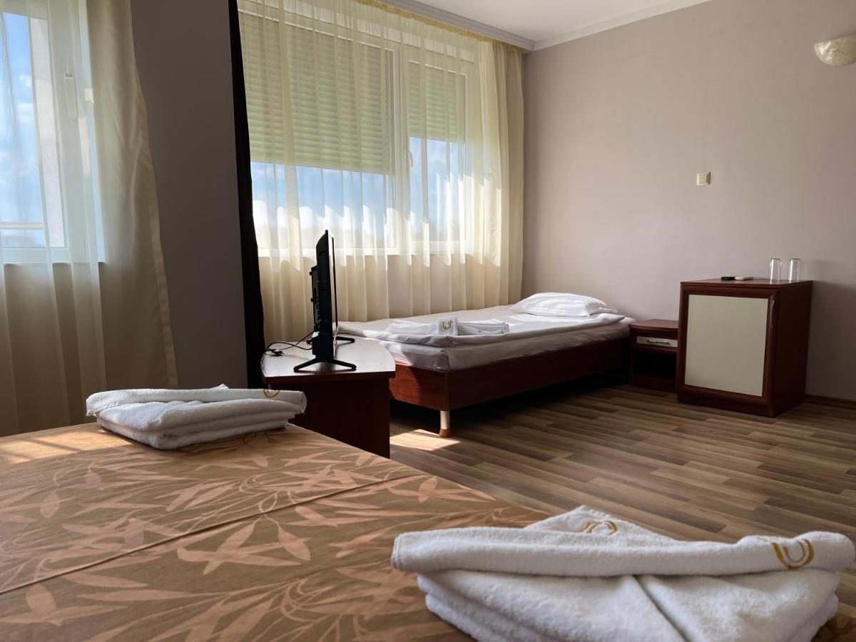 Hotel Incognito Pomorie เปาโมเรีย ภายนอก รูปภาพ